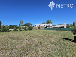 Foto 7 de Terreno en Venta en  Pilar del Este
