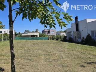 Foto 2 de Terreno en Venta en  Pilar del Este