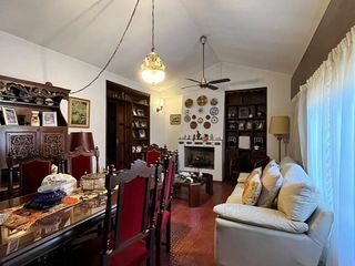 Foto 2 de Casa en Cerro de las Rosas - Tres dormitorios en Planta Baja