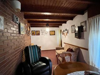 Foto 4 de Casa en Cerro de las Rosas - Tres dormitorios en Planta Baja