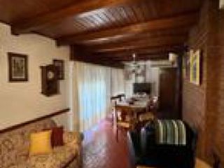 Foto 3 de Casa en Cerro de las Rosas - Tres dormitorios en Planta Baja