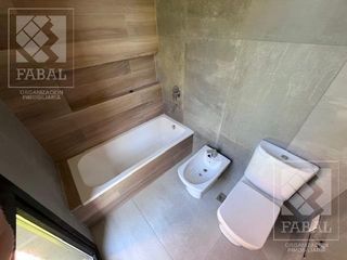 Foto 21 de Casa venta barrio privado Sauces del Limay, 3 dormitorios (suite), 4 baños y jardín con pileta