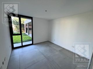 Foto 16 de Casa venta barrio privado Sauces del Limay, 3 dormitorios (suite), 4 baños y jardín con pileta