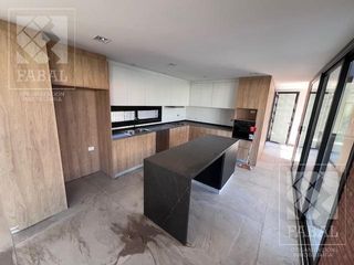 Foto 8 de Casa venta barrio privado Sauces del Limay, 3 dormitorios (suite), 4 baños y jardín con pileta