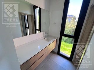 Foto 14 de Casa venta barrio privado Sauces del Limay, 3 dormitorios (suite), 4 baños y jardín con pileta