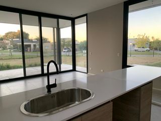 Foto 10 de Gran casa sobre lote interno, San Matías, Escobar