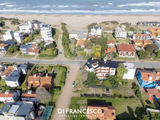 Foto 54 de COMPLEJO  en venta     Lote Multifamiliar DE 559 M2 - 100 m del mar Pinamar
