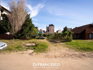 Foto 48 de COMPLEJO  en venta     Lote Multifamiliar DE 559 M2 - 100 m del mar Pinamar