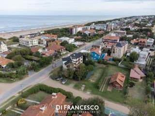 Foto 9 de COMPLEJO  en venta     Lote Multifamiliar DE 559 M2 - 100 m del mar Pinamar