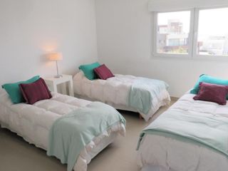 Foto 2 de Casa en venta - 4 Dormitorios 4 Baños - Cochera - 780Mts2 - Pinamar