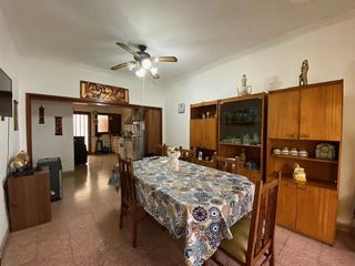Foto 3 de Casa en  venta en La Plata, 2 dormitorios