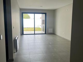 Foto 4 de Casa en Distrito Sur 2 dormitorios en Venta  A Estrenar