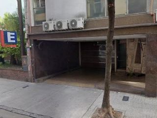 Foto 1 de Cochera en venta - 18Mts2 - Recoleta
