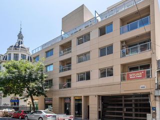 Foto 4 de Local comercial con renta en Flores