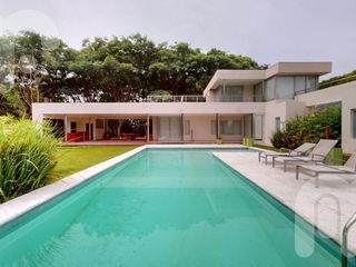 Foto 1 de VENTA CASA CAMPOS DE ROCA 3 DORMITORIOS