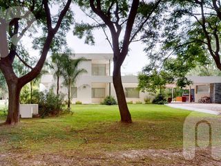Foto 2 de VENTA CASA CAMPOS DE ROCA 3 DORMITORIOS