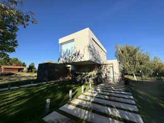 Foto 15 de Casa en  venta en Arroyito Country Club
