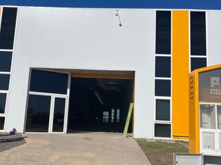 Foto 1 de Excelente Depósito en Alquiler