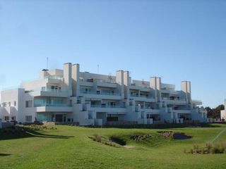 Foto 1 de Departamento frente al mar - Pinamar