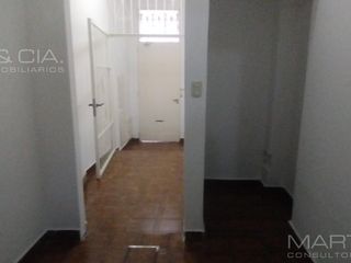 Foto 2 de Casa en primer piso con dos locales comerciales en planta baja