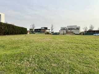 Foto 10 de Terreno lote en venta en Virazon
