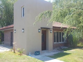 Foto 4 de Casa de 2  ambientes en venta en Tortuguitas