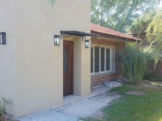 Foto 2 de Casa de 2  ambientes en venta en Tortuguitas