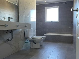 Foto 16 de Departamento en duplex 5 ambientes en venta - complejo Klover Plaza - Bernal