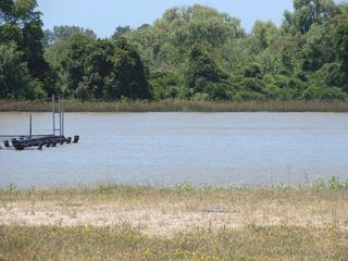 Foto 28 de Lencke Vende - Muy buen lote en Albanueva frente al rio y excelentes vistas, con amarra
