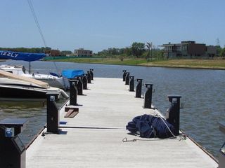 Foto 48 de Lencke Vende - Muy buen lote en Albanueva frente al rio y excelentes vistas, con amarra