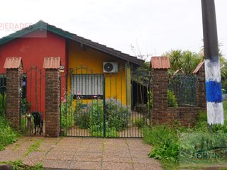 Foto 3 de Casa en  venta de 3 dormitorios en La Plata