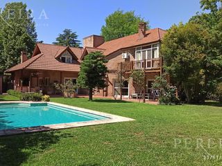 Foto 1 de Venta Casa - Los Laureles Ramal Pilar Km 39