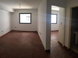 Foto 1 de Departamento en venta en Centro , Apto Bancor ,  Zona Tribunales , Municipalidad, a metros de Cañada
