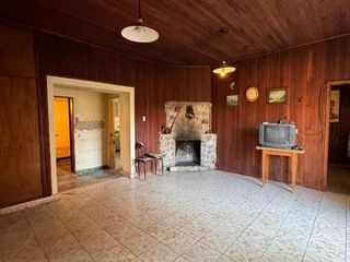 Foto 16 de Casa en venta - 3 Dormitorios 1 Baño - Cochera - 480Mts2 - Manuel B. Gonnet
