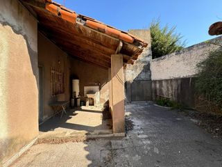 Foto 15 de Casa en venta - 3 Dormitorios 1 Baño - Cochera - 480Mts2 - Manuel B. Gonnet