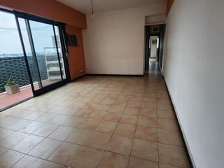 Foto 1 de Departamento en venta - 2 Dormitorios 1 Baño - Cochera - 69Mts2 - Tigre