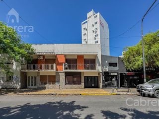 Foto 2 de Venta de casa de 3 dormitorios en La Plata