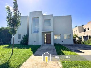 Foto 1 de VENTA, CASA, SAN MATIAS, AREA 5, LOTE AL 900, 4 AMBIENTES