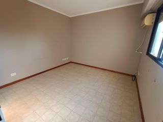 Foto 6 de Departamento en  alquiler L. N Palma casi Segui 3ro 