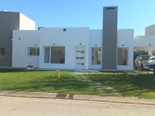 Foto 5 de Casa en  VENTA
