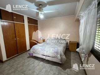 Foto 13 de CHALET 4 AMB C/COCHERA- QUINCHO Y JARDIN. QUILMES OESTE