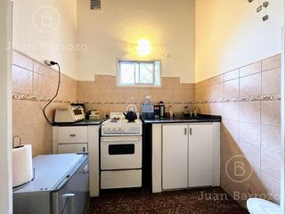 Foto 14 de Casa en venta en Temperley Oeste: 3 unidades independientes que se venden en bloque.