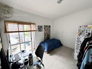 Foto 25 de Casa en venta en Temperley Oeste: 3 unidades independientes que se venden en bloque.
