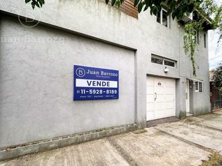 Foto 1 de Casa en venta en Temperley Oeste: 3 unidades independientes que se venden en bloque.