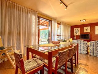 Foto 9 de MAGNIFICO | CHALET EN LOS TRONCOS |