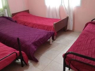Foto 3 de Casa Quinta en venta - 4 Dormitorios 2 Baños - 1.100Mts2 - El Pato, Berazategui