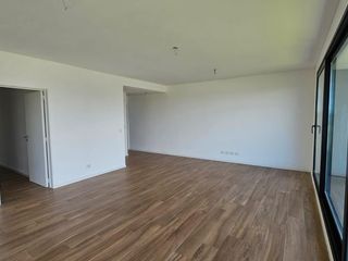 Foto 8 de Venta y alquiler de departamento 4 ambientes con dependencia en duplex en Nordelta