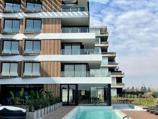 Foto 28 de Venta y alquiler de departamento 4 ambientes con dependencia en duplex en Nordelta