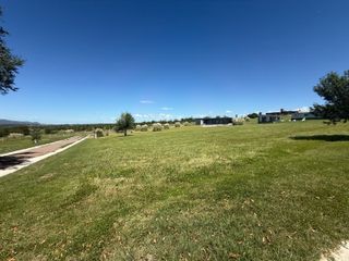 Foto 20 de LOS REARTES -  ALTOS DEL CORRAL - 220O METROS - ESCRITURA Y SEGURIDAD 24 HS