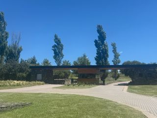 Foto 15 de LOS REARTES -  ALTOS DEL CORRAL - 220O METROS - ESCRITURA Y SEGURIDAD 24 HS